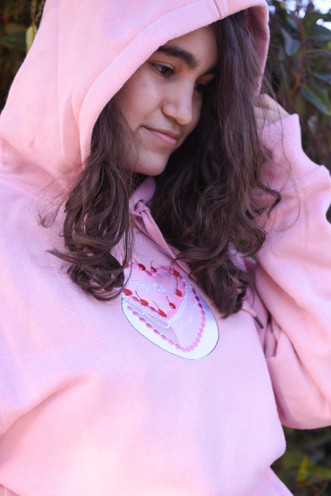 Un Poco Tóxica Hoodie Pre-Order!