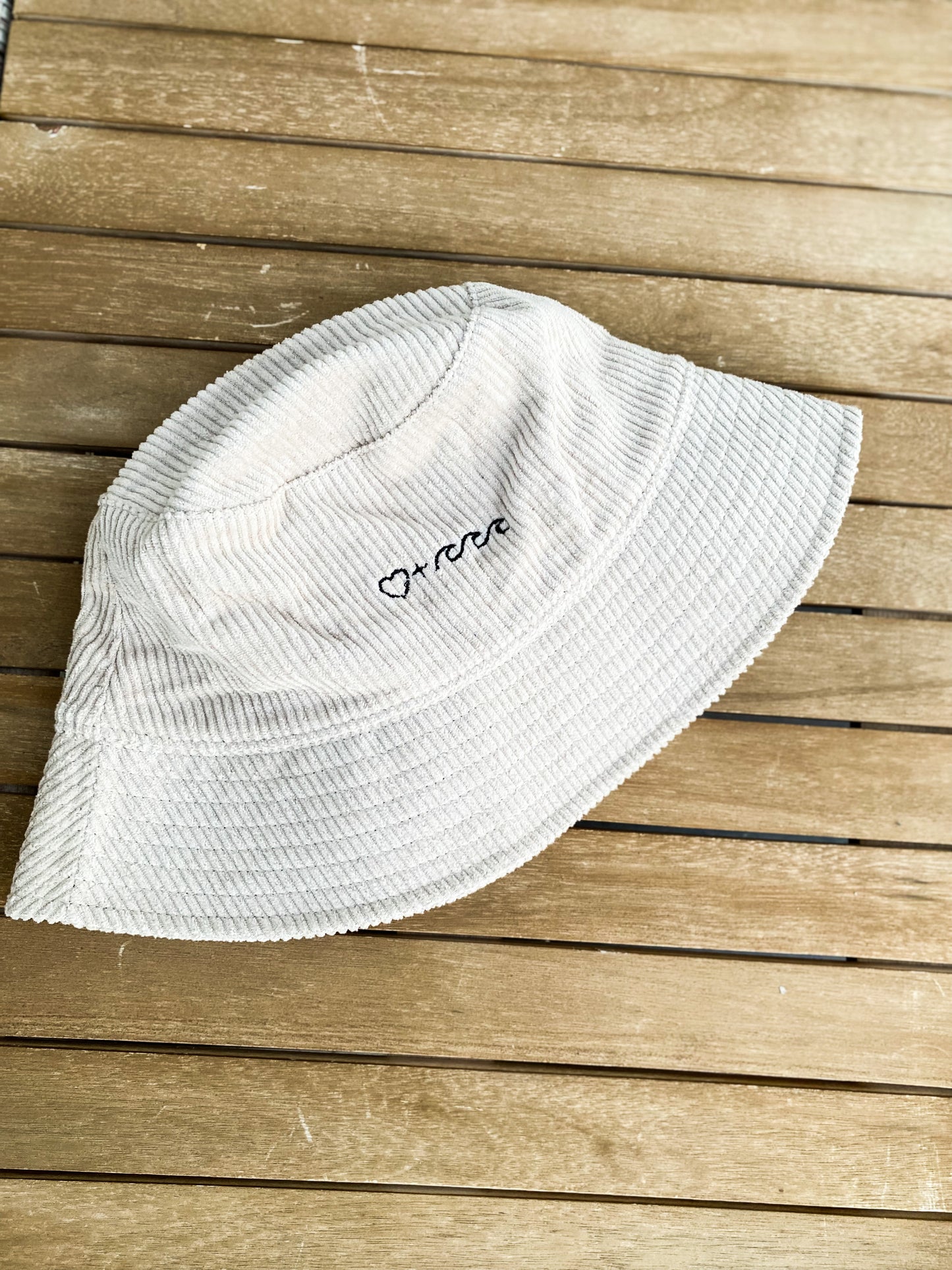 Amar Bucket hat - For the love of the ocean