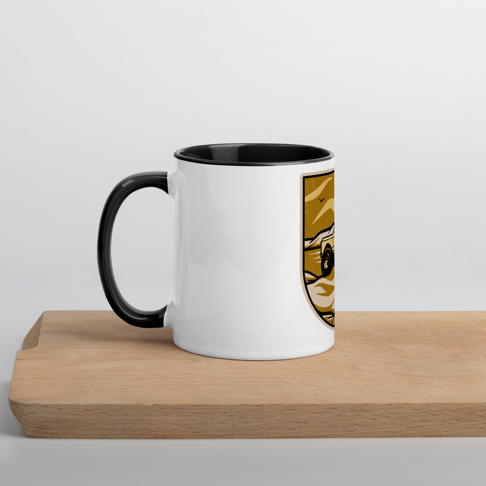 La Blazer Amarilla Mug with Color Inside